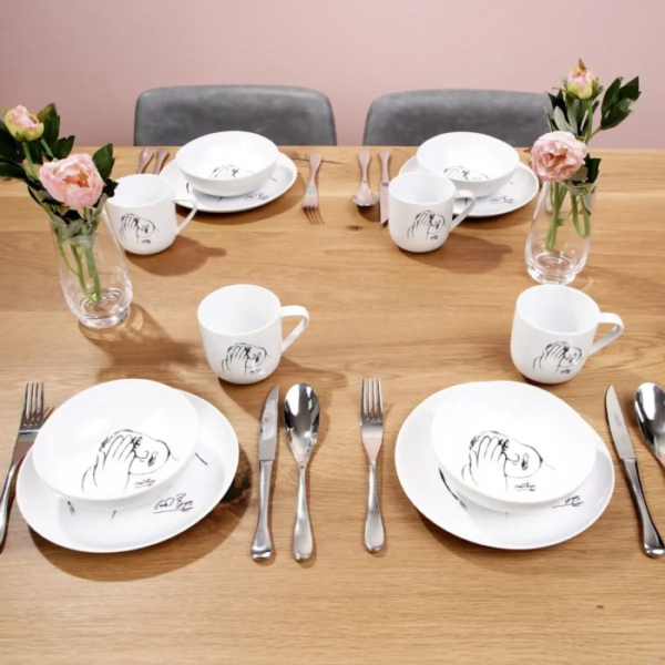 DINNERWARE 12pc SET \ Just A Minute